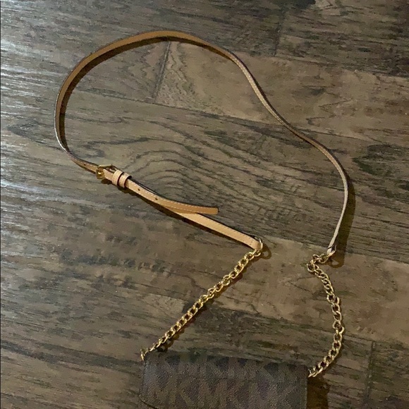 Michael Kors wallet and crossbody bag in one - Picture 11 of 11